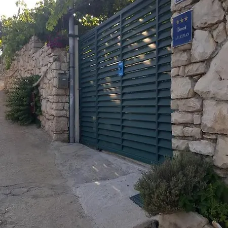 Apartment Beleca 2